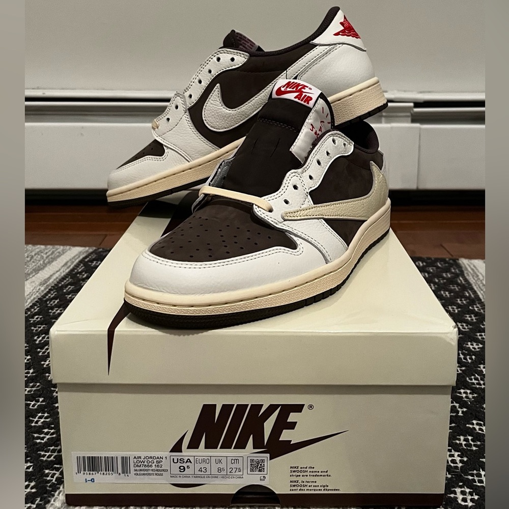 Jordan 1 Retro Low OG SP Travis Scott Reverse Mocha